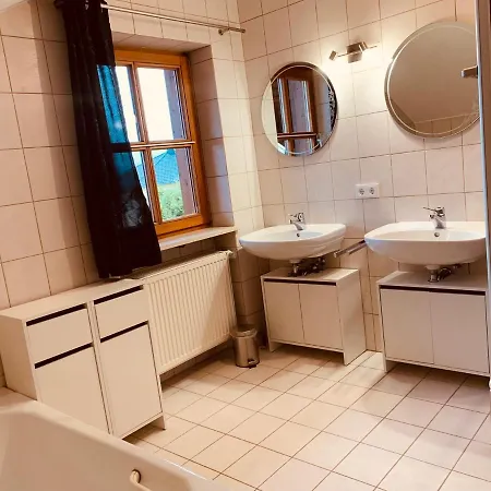 Ferienhaus Adlerhorst Nyaraló